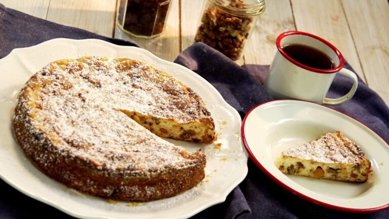 Šťavnatý tvarohový koláč 4c2c191055a9d35b13c60543a10c9d77