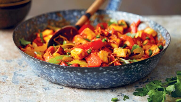 Paneer kadhai s rajčaty a paprikami add0b12e69b479bf466a621fa8f4ee20