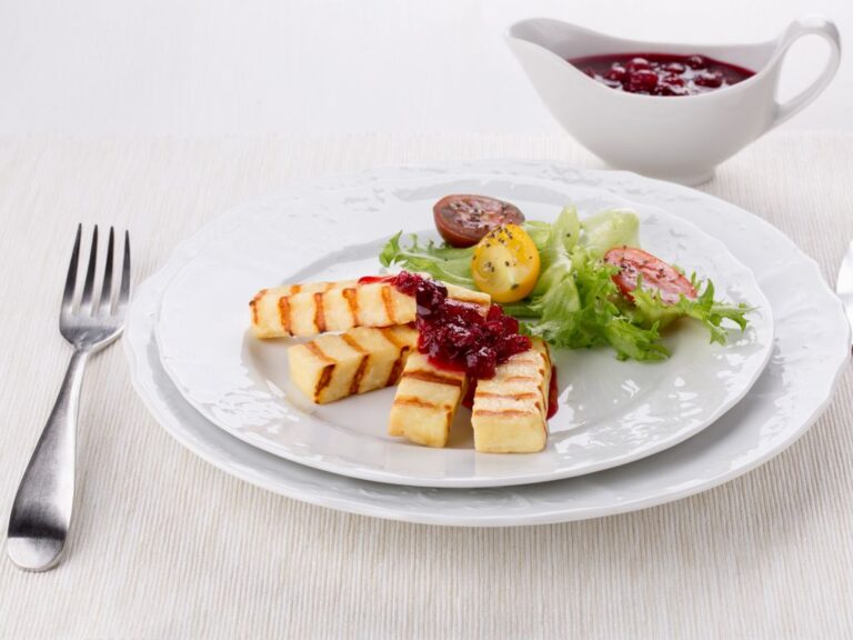 Grilovaný sýr halloumi s medovou zálivkou auTjq