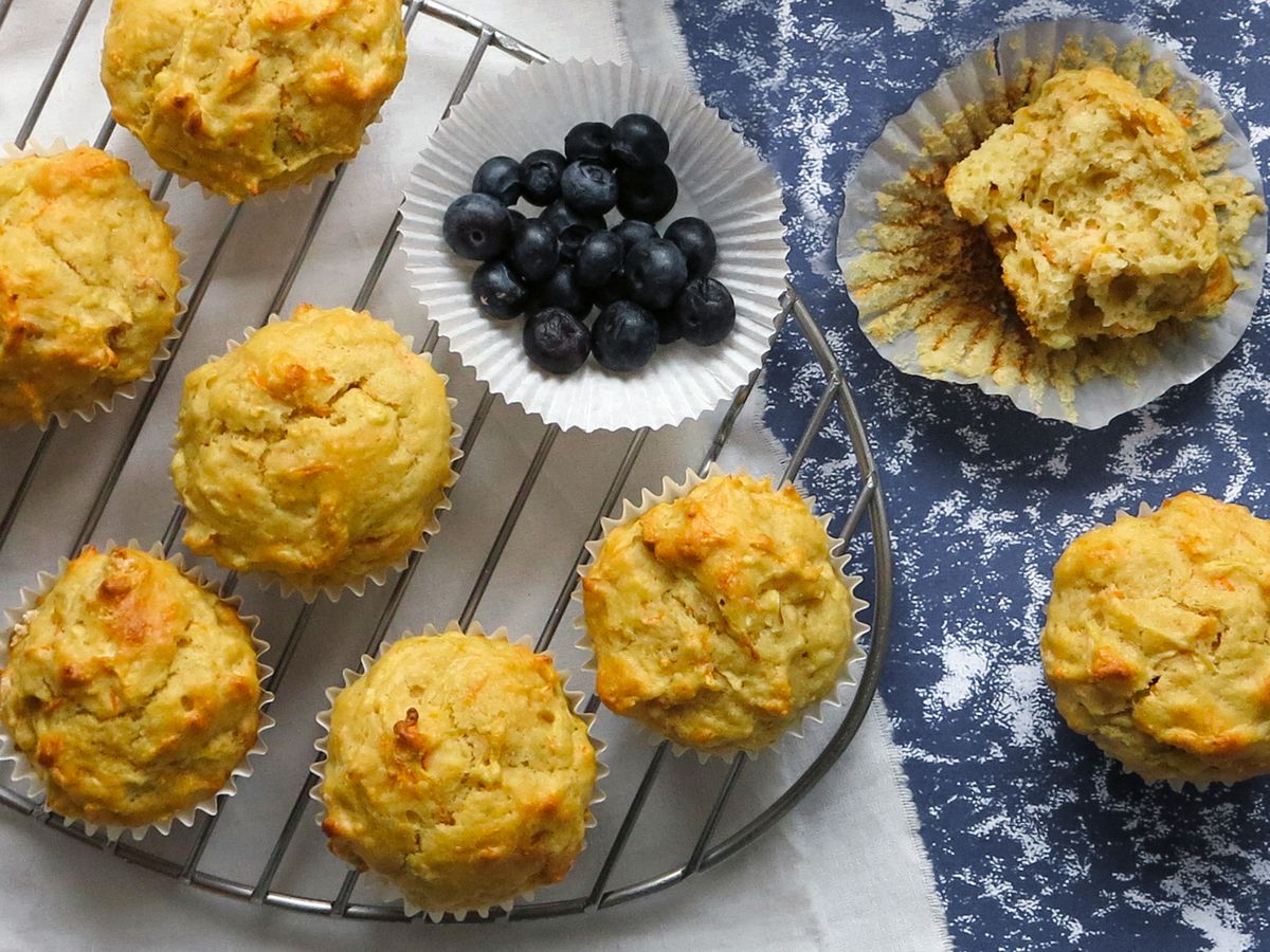 Jogurtové muffiny s jablkem a mrkví
