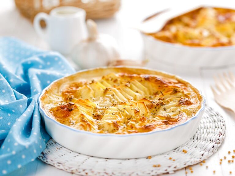 Klasické gratinované brambory dauphinoise kfAg3