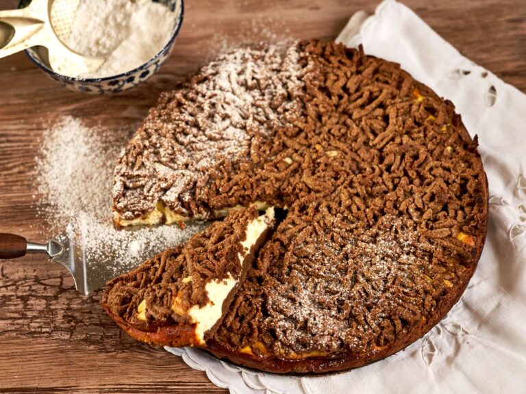 Strouhaný koláč s tvarohem kolac-desert-tvaroh-recept