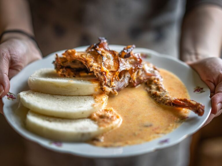 Králík na smetaně kralik-na-smetane-recept