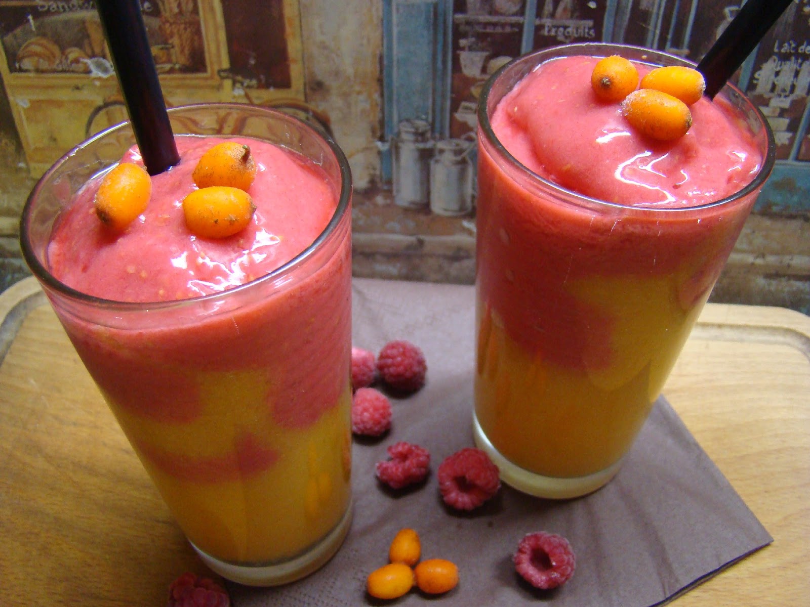 Kaki-malinové smoothie