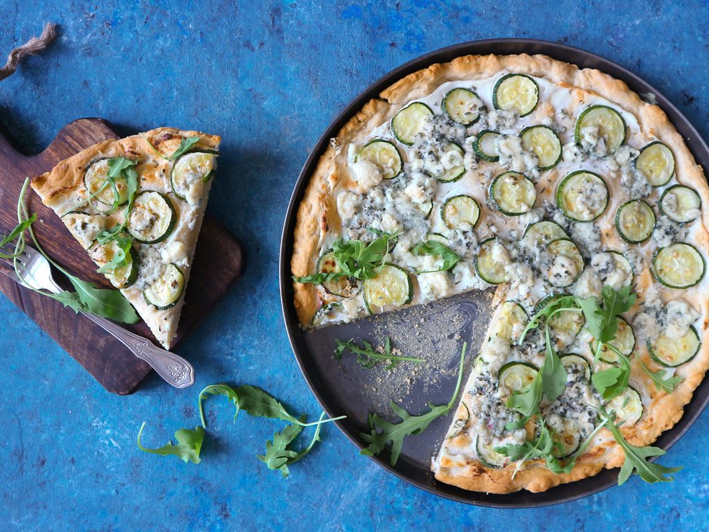 Cuketová pizza s nivou