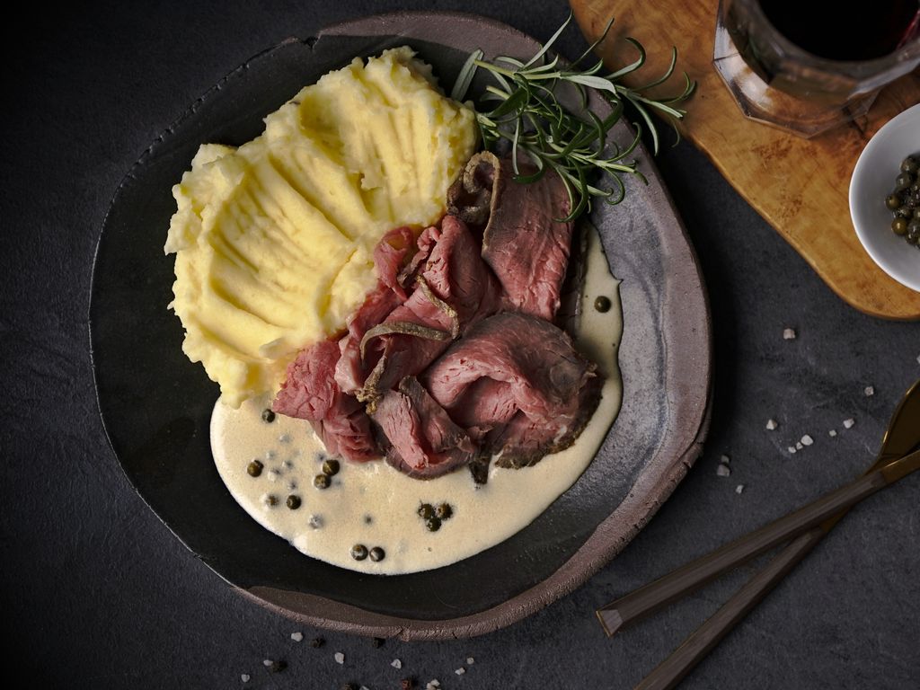 Roastbeef s pepřovou omáčkou
