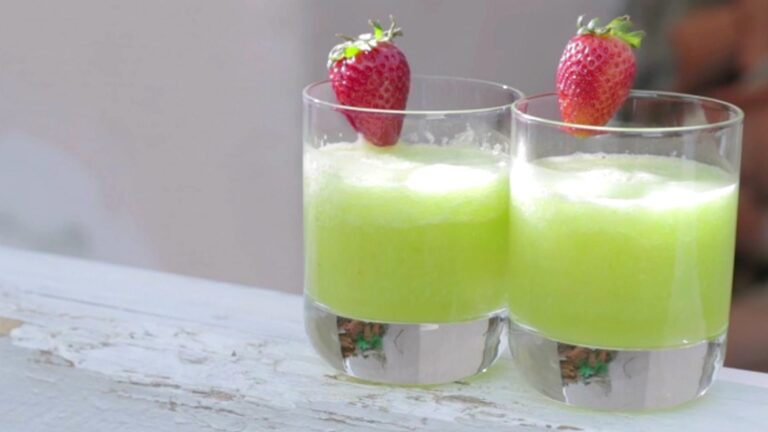 Okurkové smoothie s ginem 559c84db748c7023f7459307f4c873be