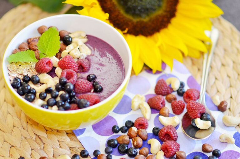 Smoothie miska z lesního ovoce oEvBpG