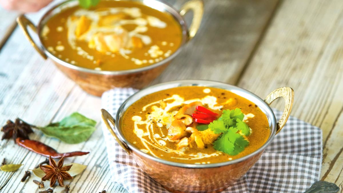 Kuřecí kokosové korma kari