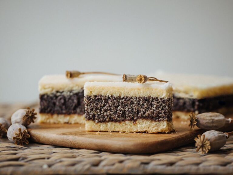 Makové řezy s citronovou polevou 04-img-1444