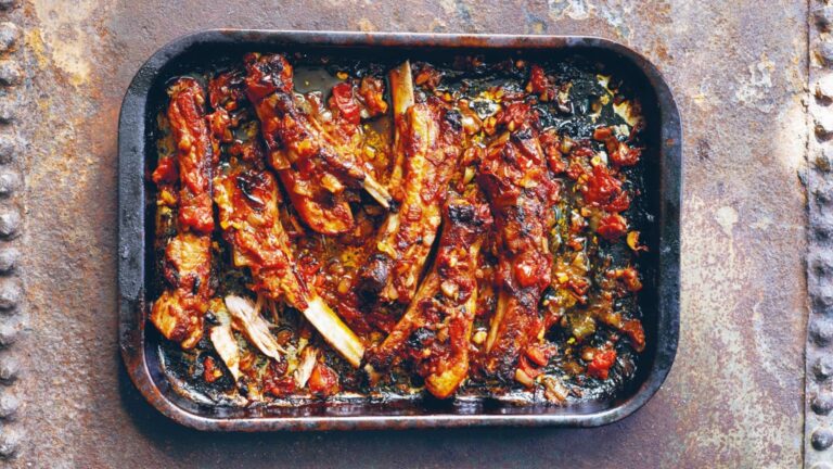 Vepřová žebírka na rajčatech se zázvorem 4499ea4f27b7d9235ef41bf221073820