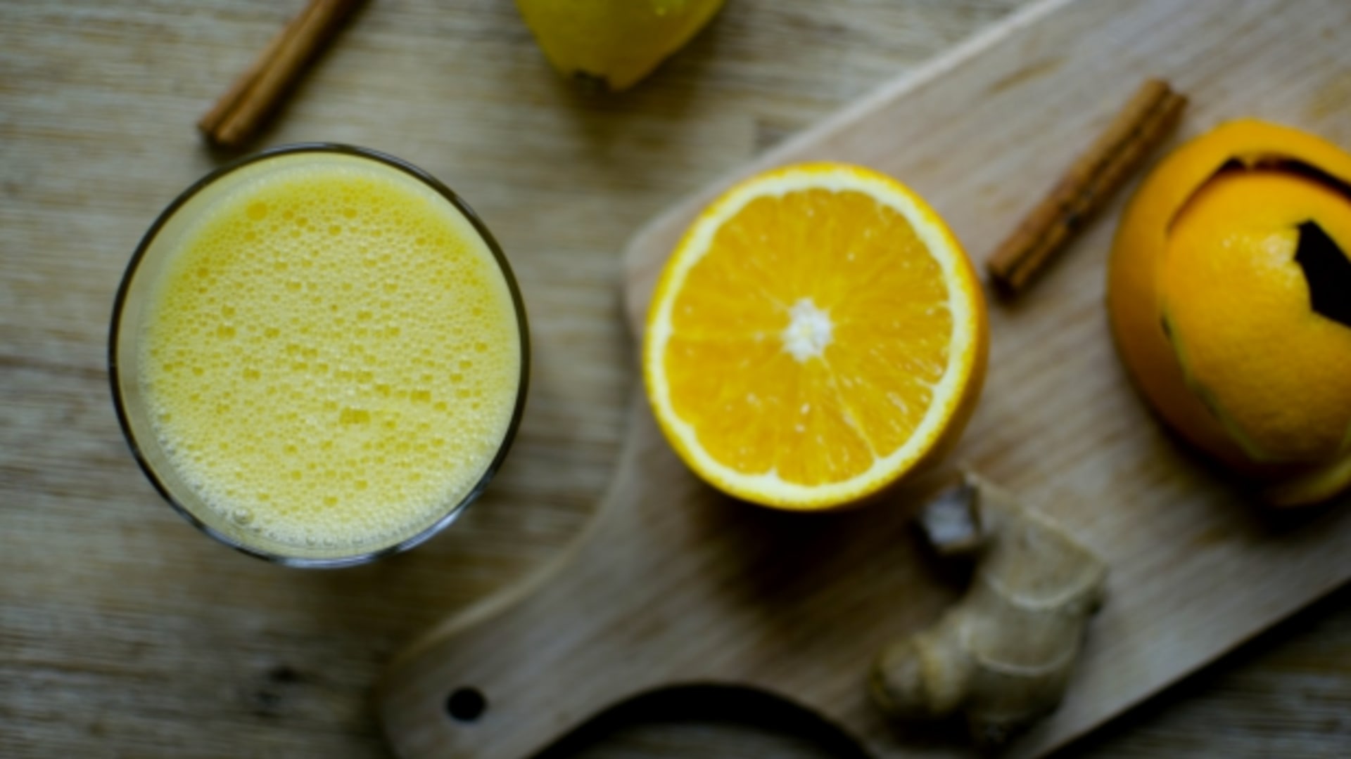 Citrónové smoothie s vůní máty