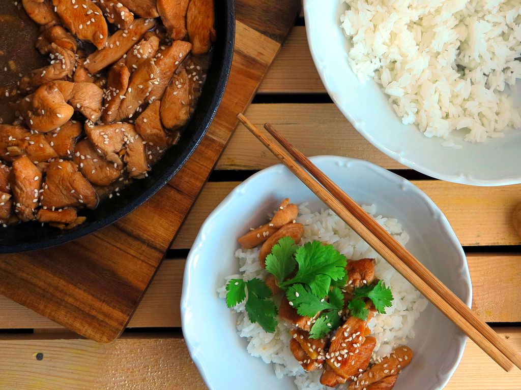 Kuřecí prsa na zázvoru a česneku po asijsku