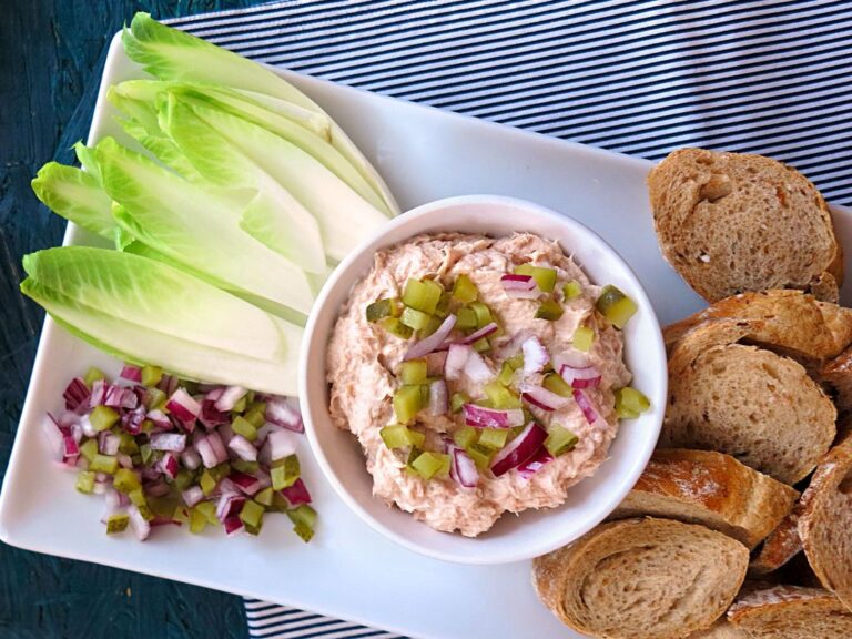 Tuňáková pomazánka s křenem In0nq