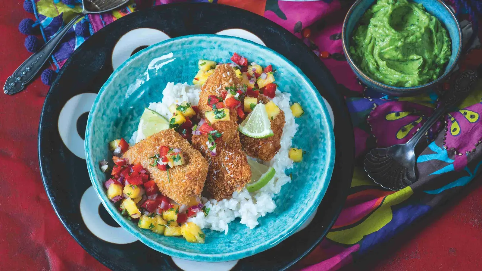 Ryba v kokosové strouhance s ananasovou salsou