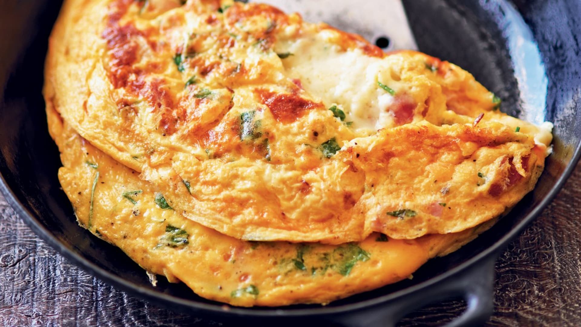 Omeleta s pečenou šunkou