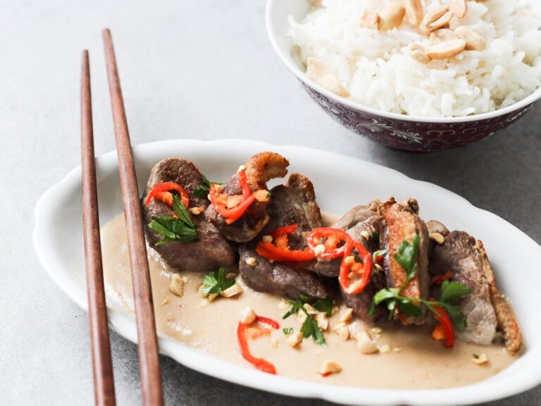 Kachna s arašídovou omáčkou kachna