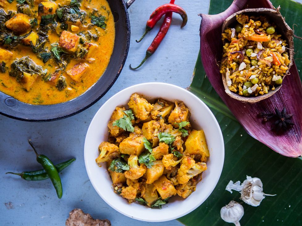 Aloo gobi (brambory a květák)