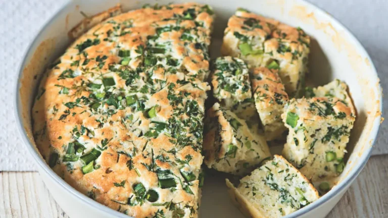 Pečený svítek s kerblíkem a zeleným chřestem peceny_svitek_s_kerblikem_a_zelenym_chrestem.jpg