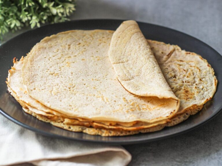 Veganské tortilly z červené čočky jsou zdravé, snadné a chutnají skvěle tortila