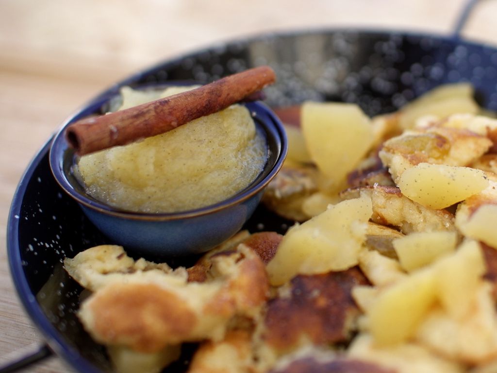 Císařský trhanec s jablečným pyré