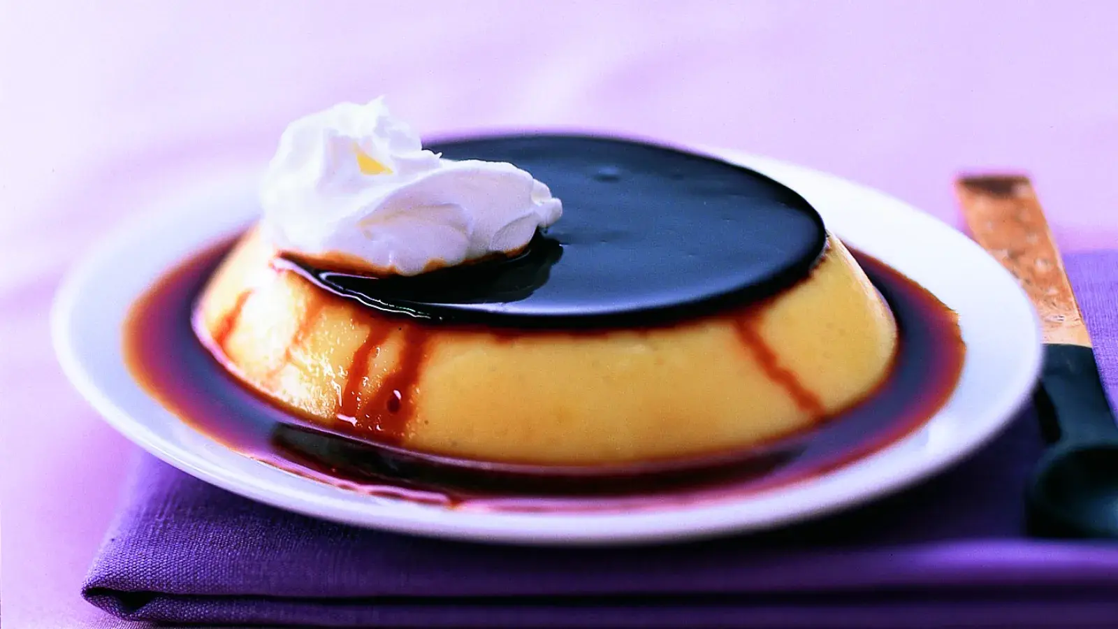 Vanilkové dortíky s karamelem