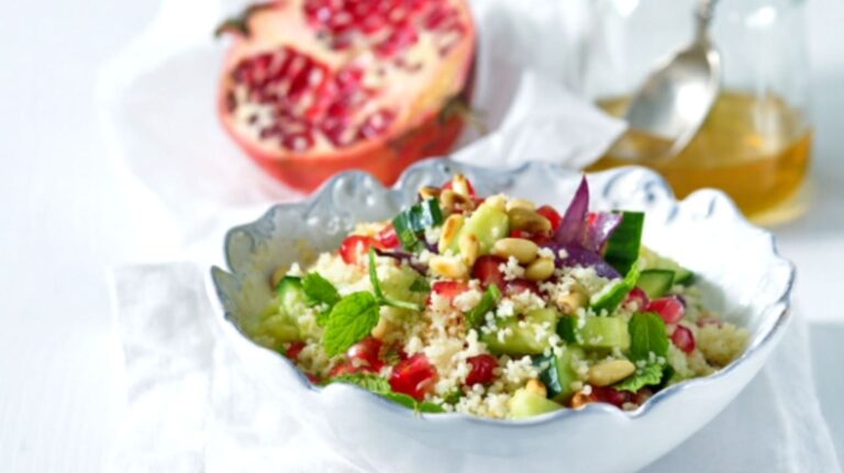 Kuskus s granátovým jablkem a7846a7357dda67ce9fbdbbd0cb62a72