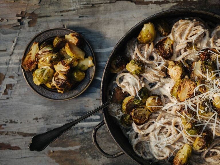 Salsa di Noci – celozrnné špagety s ořechovou omáčkou orechove-recepty-podzim-orechy