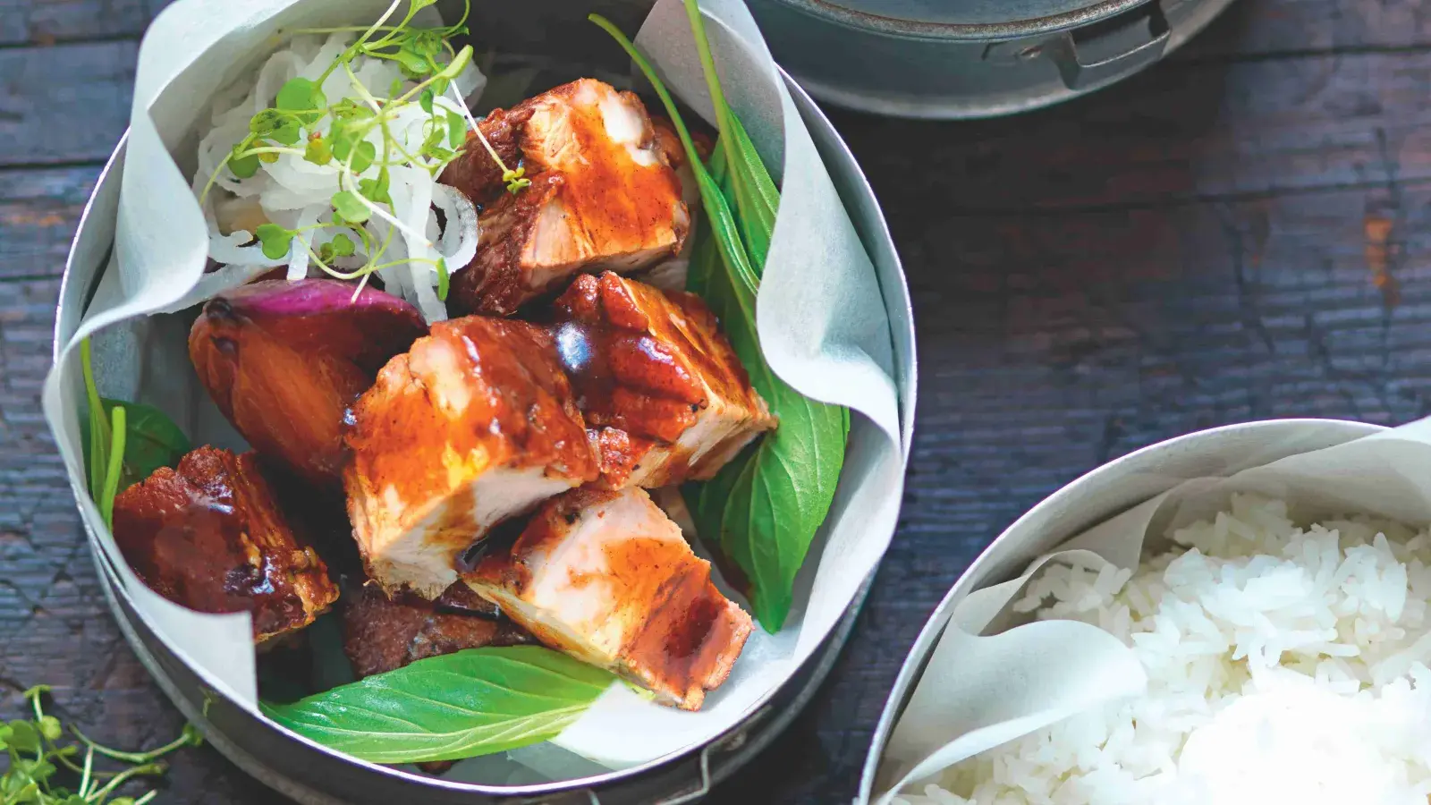 Pečený bůček s nakládanou ředkví