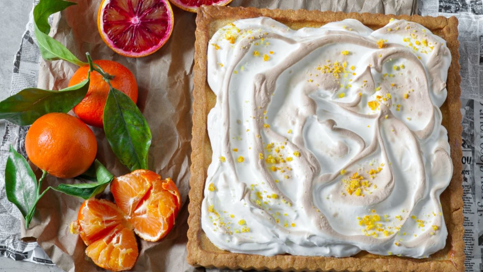 Citronový koláč z kukuřičných lupínků se sněhovou čepicí