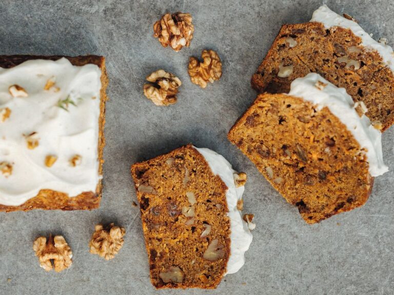 orechovy-chlebicek-mrkev-orechy-buchta-kolac