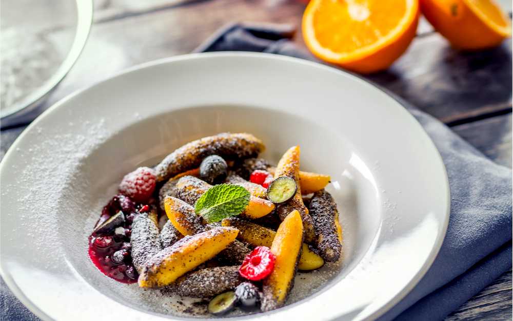 Bramborové šišky s mákem a ovocem