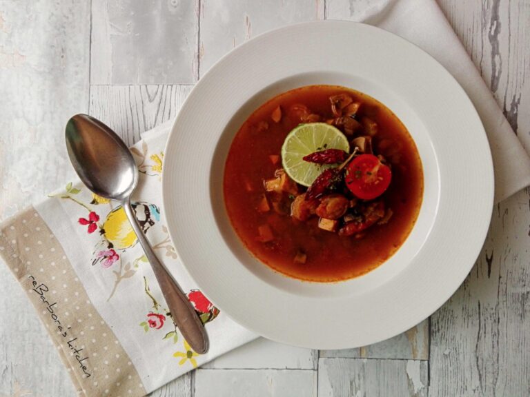 thajska-pikantni-polevka-s-krevetami-tom-yum-goong-10548-1-1536x1152