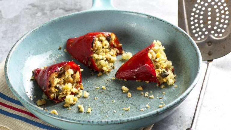 Papričky plněné mandlemi a strouhankou