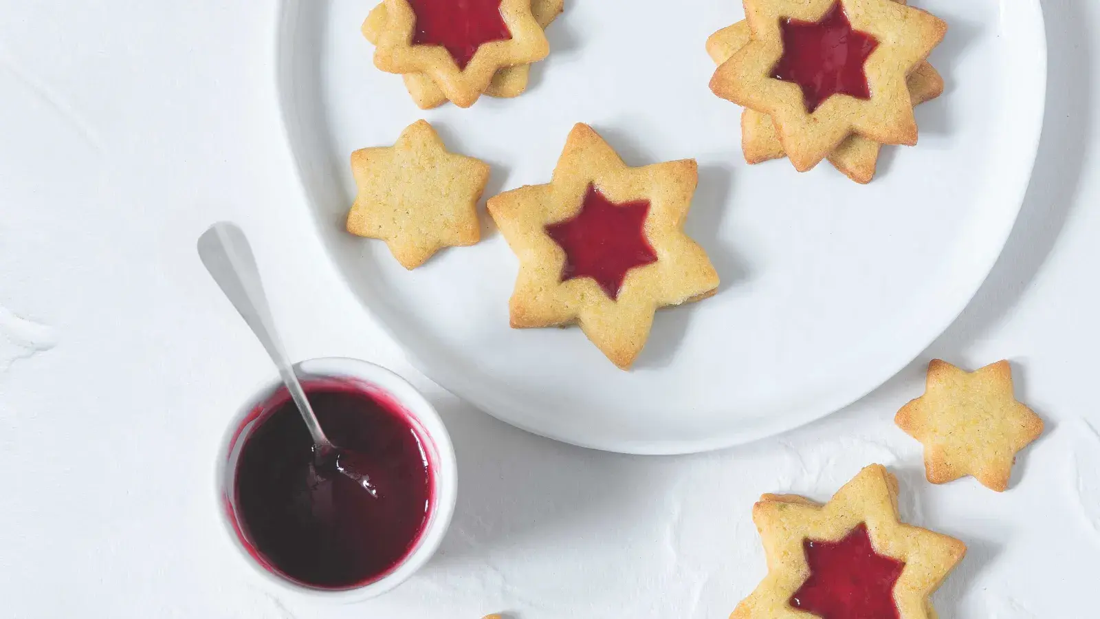 Pistáciové linecké cukroví