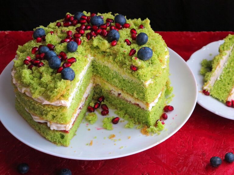 Lesní mech – svěží dort se špenátem dort-spenat