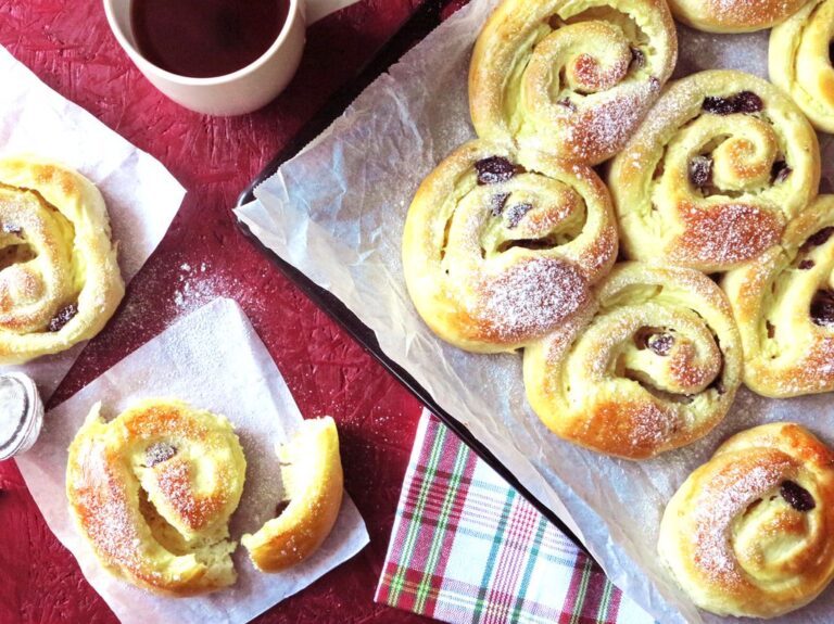 Kynuté šneky s tvarohem a pudinkem dvPKh
