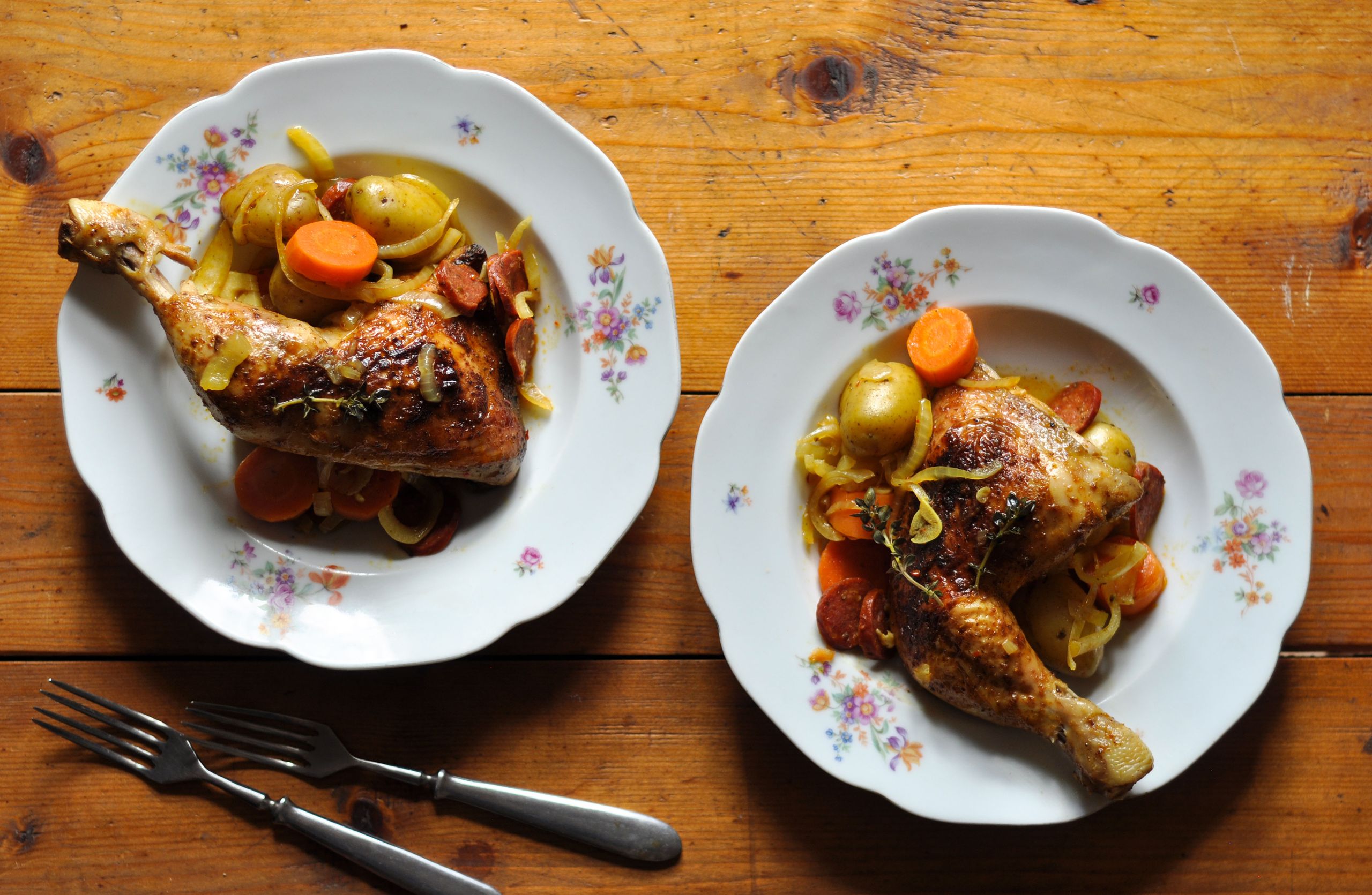 Pečené kuře s bramborem i zeleninou z remosky