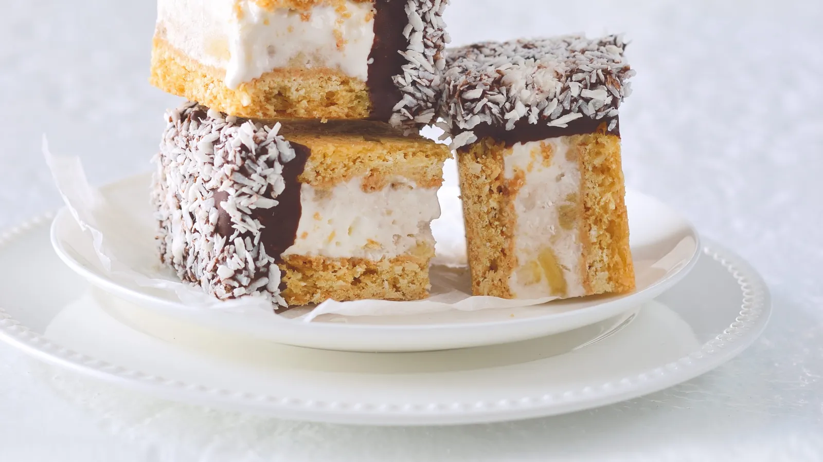 Kokosovo-banánová zmrzlina v oplatce