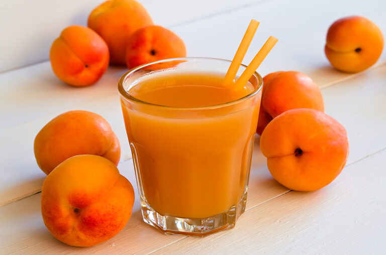 Meruňkovo-mandlové smoothie d1fa014270acf74ff1ea4f98b33afe5e