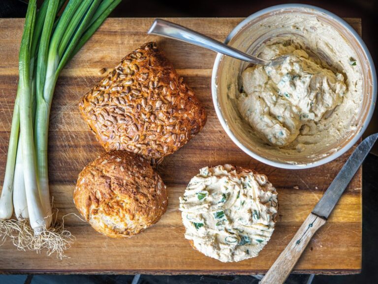 Tvarohová pomazánka s jarní cibulkou II jarni-pomazanka-recept